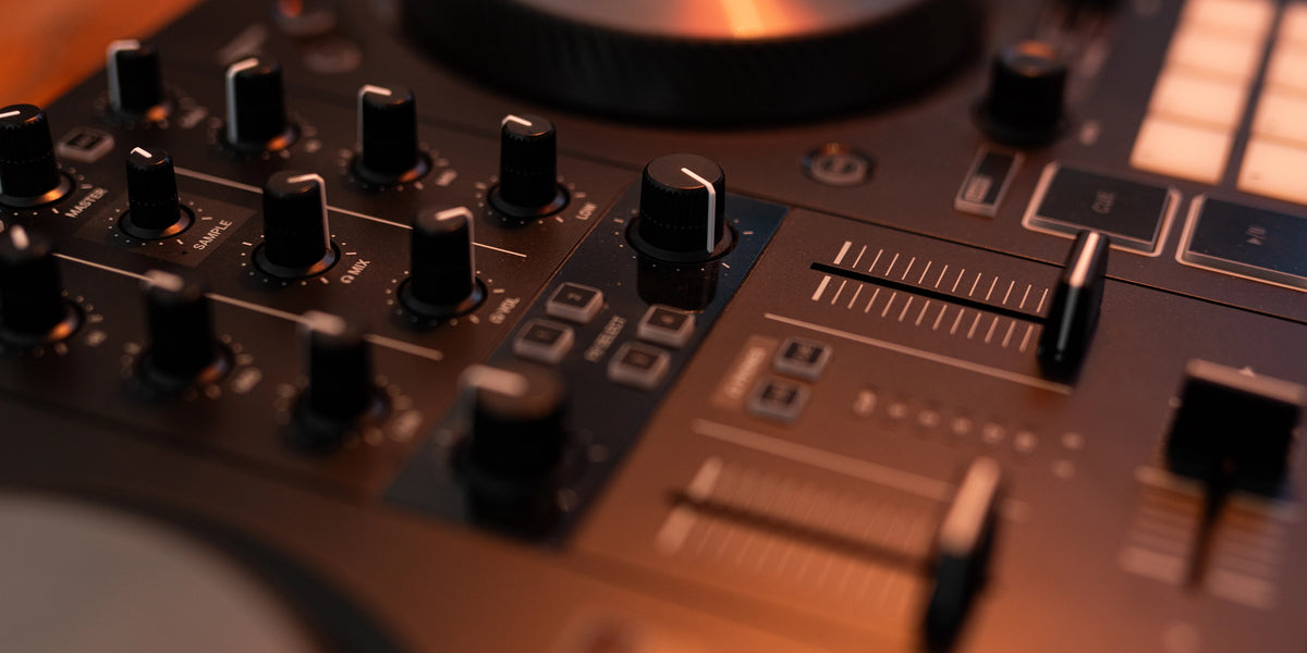 DJ-Equipment mieten bei Soundoo