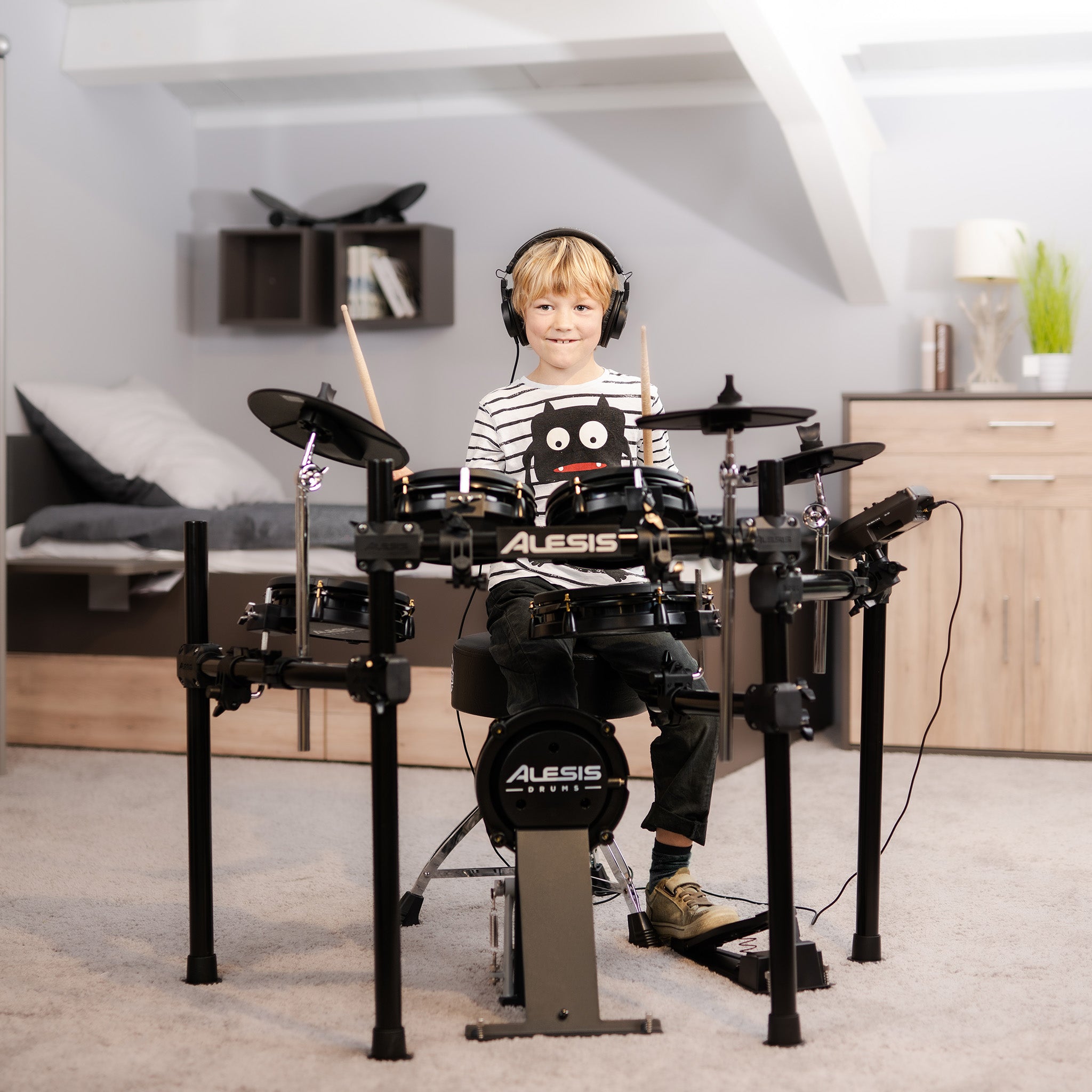 E-Drumset Alesis Surge Mesh Special Edition in Schwarz.