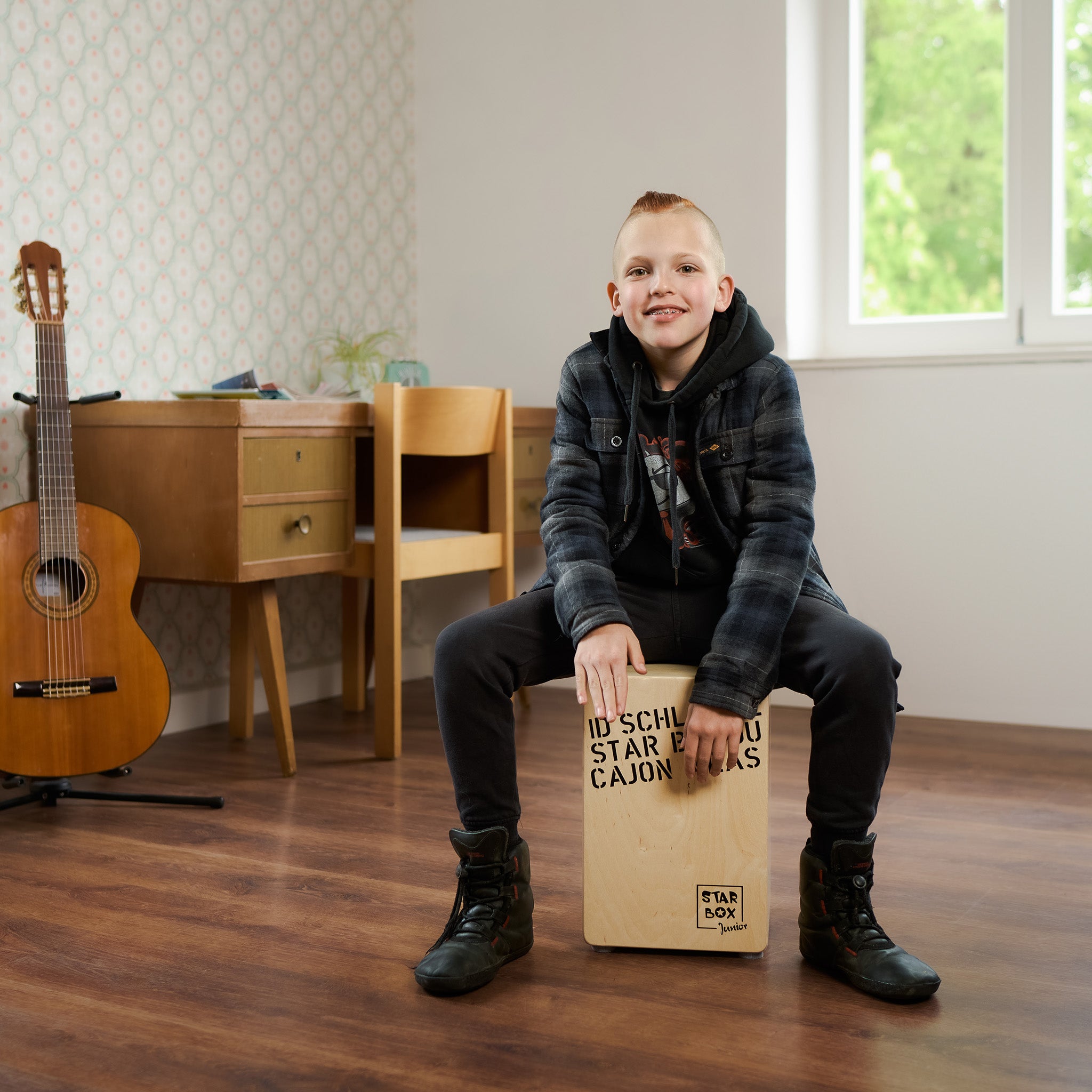Cajon Schlagwerk Star Box CP400SB in Naturholz.