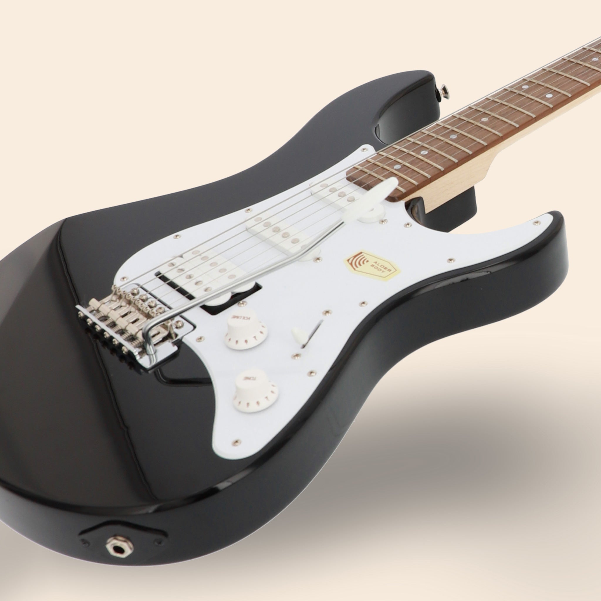 E-Gitarre Yamaha Pacifica 112J in Schwarz.