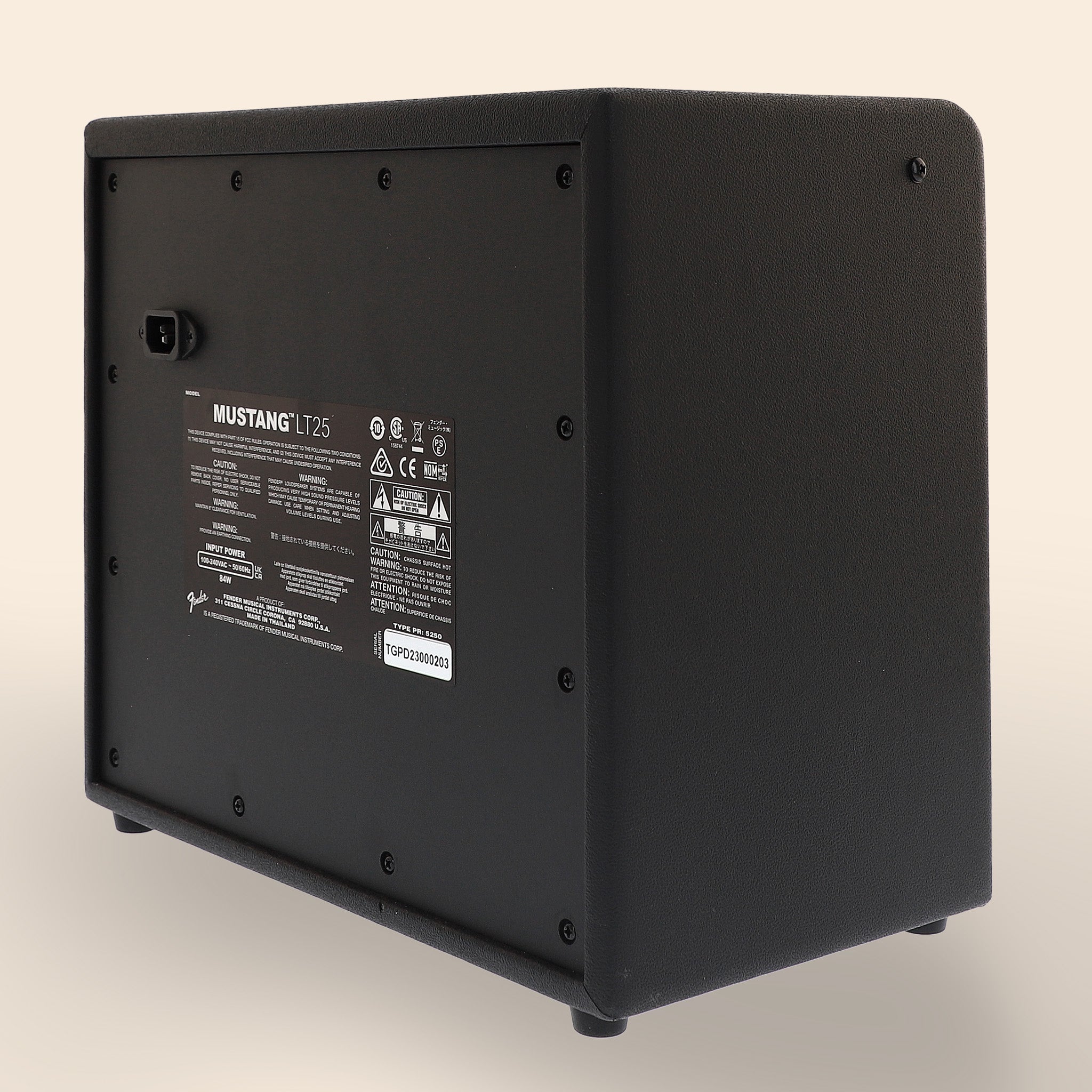 Gitarrenverstärker Fender Mustang LT 25 in Schwarz.
