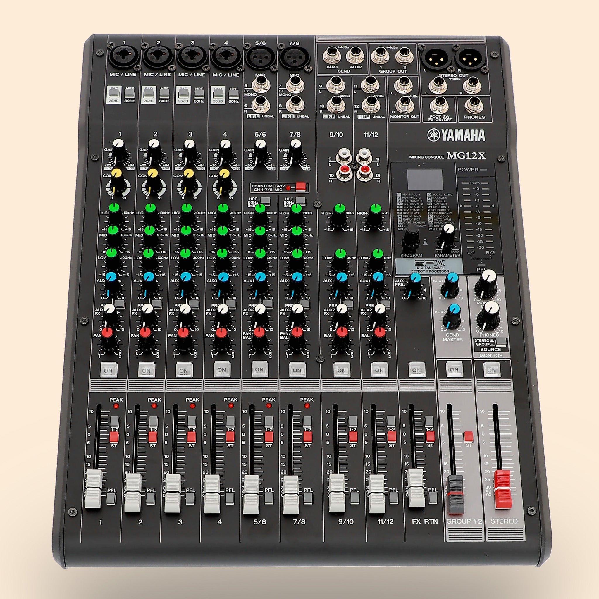 Mischpult Yamaha MG12X in Schwarz
